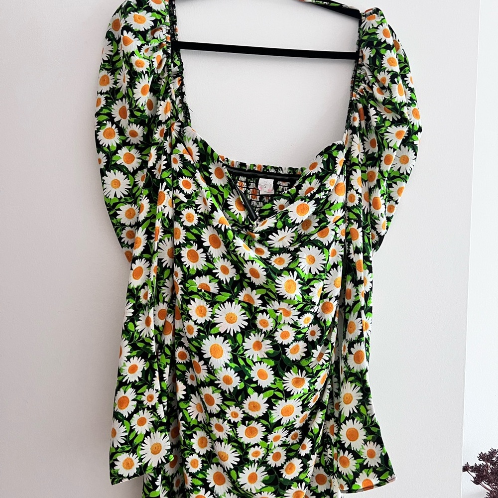 Daisy mini dress